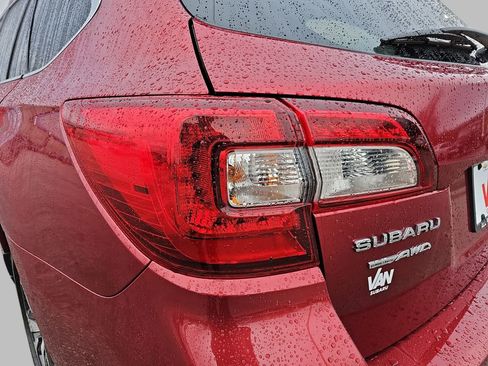 Used 2019 Subaru Outback 2.5i Limited image 40