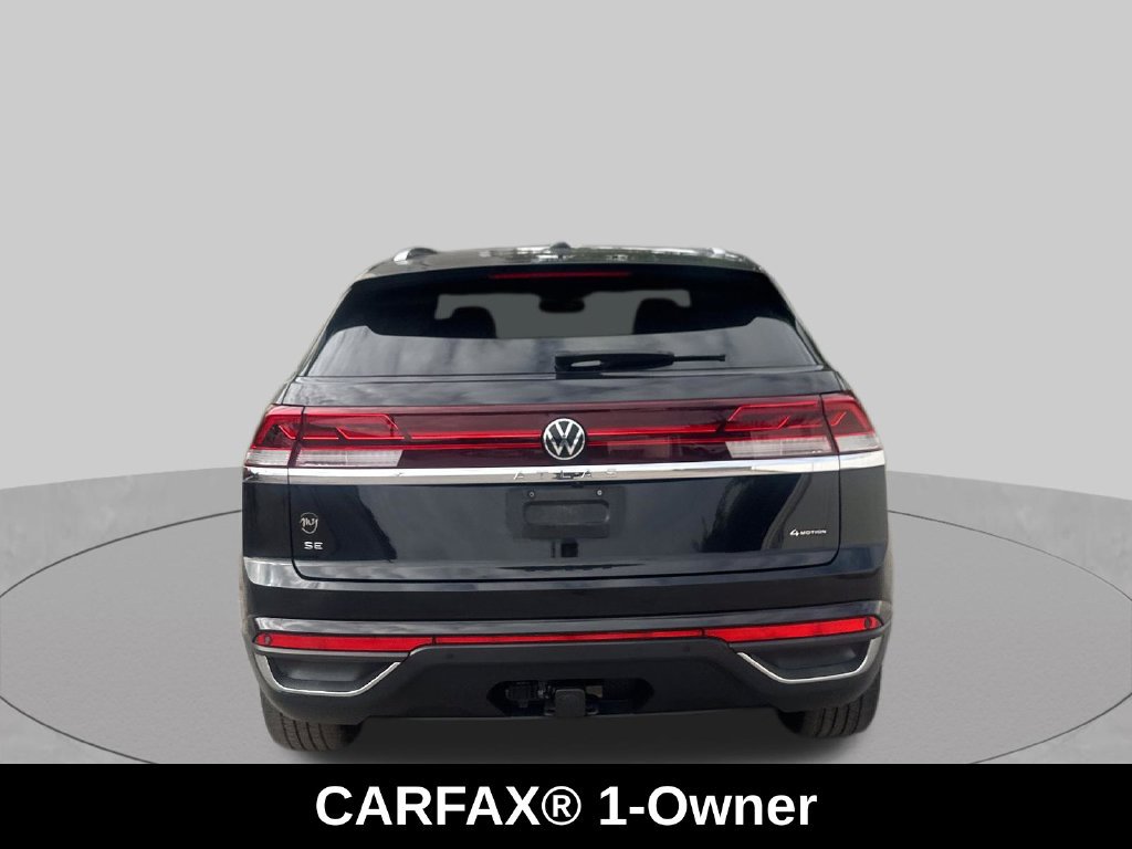 Used 2024 Volkswagen Atlas Cross Sport SE w/ Panoramic Sunroof Package AWD/4WD image 4