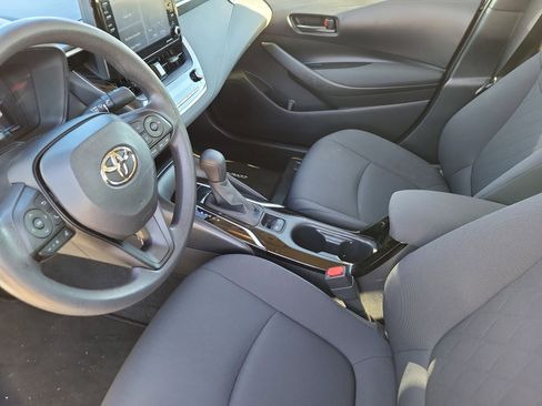 Used 2022 Toyota Corolla LE w/ Carpet Mat Package (TMS) image 7