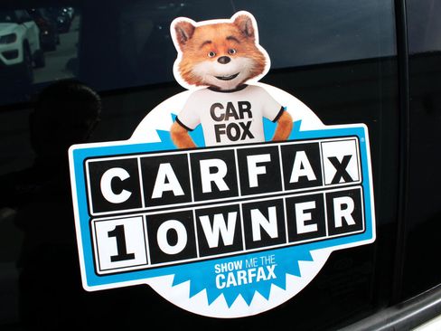 Used 2012 Hyundai Veloster w/ Style Pkg image 10