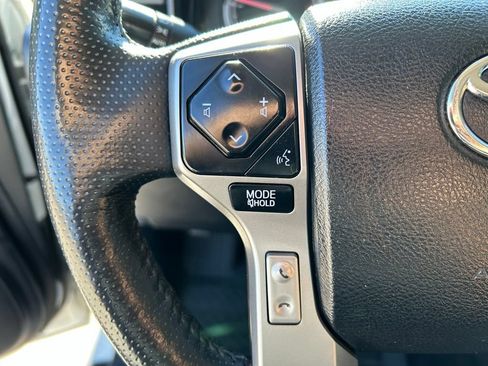 Used 2023 Toyota 4Runner Limited AWD/4WD image 13