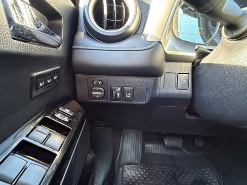 Used 2017 Toyota RAV4 Limited image 16
