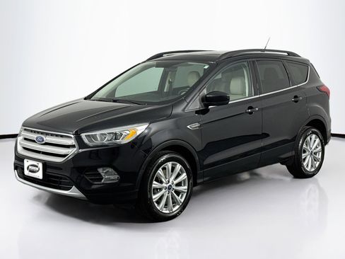 Used 2019 Ford Escape SEL image 6