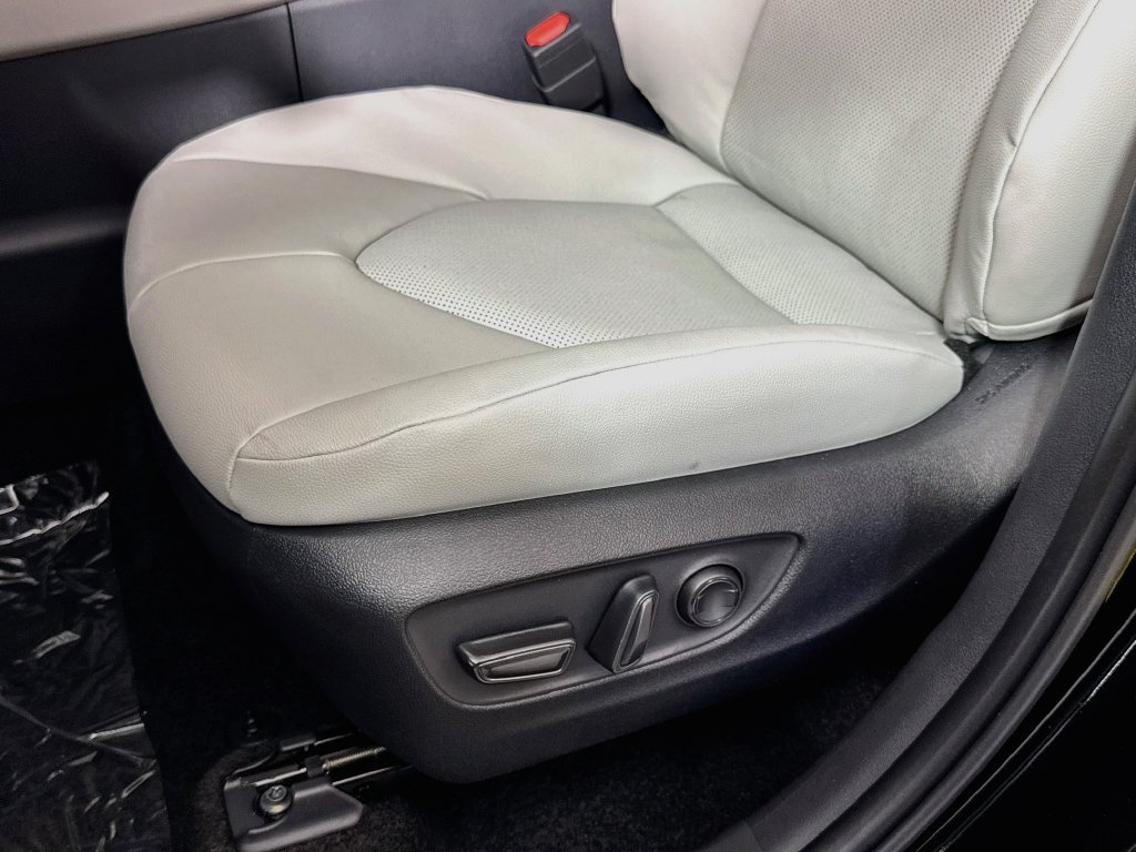 New 2026 Toyota Grand Highlander XLE FWD image 15