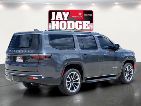 Used 2022 Jeep Wagoneer Series II w/ Premium Group I RWD image 6