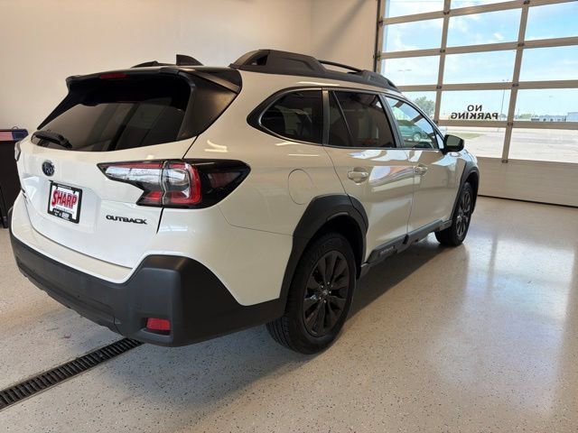 Used 2025 Subaru Outback Onyx Edition AWD/4WD image 8
