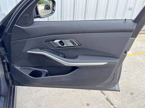 Used 2021 BMW 330i Sedan w/ Convenience Package image 46