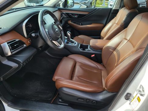 Used 2021 Subaru Outback Touring AWD/4WD image 21