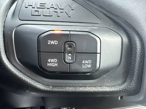 Certified 2025 RAM 2500 Big Horn AWD/4WD image 21