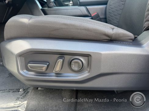 Used 2025 Toyota Tundra SR5 w/ SR5 Convenience Package AWD/4WD image 13