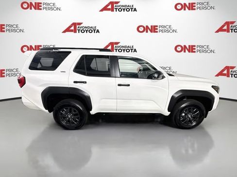 Certified 2026 Toyota 4Runner SR5 AWD/4WD image 9