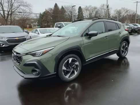 Certified 2024 Subaru Crosstrek 2.5i Limited w/ Crosstrek Mirror Package image 4