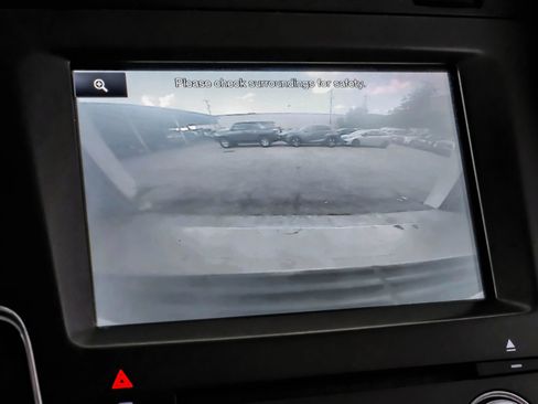 Used 2015 Lincoln Navigator 2WD image 19