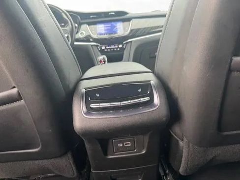 Used 2024 Cadillac XT6 Premium Luxury w/ Technology Package AWD/4WD image 21