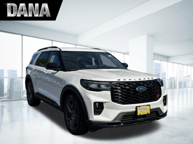 Used 2025 Ford Explorer ST AWD/4WD image 1