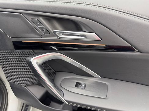 Used 2025 BMW X1 xDrive28i image 49