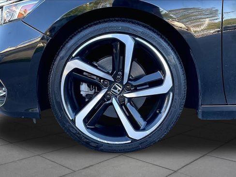 Used 2020 Honda Accord Sport image 10