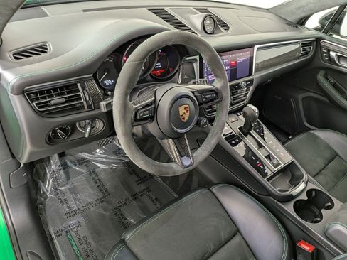 Certified 2023 Porsche Macan GTS AWD/4WD image 5