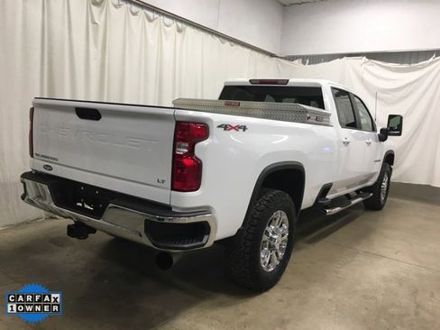 Used 2024 Chevrolet Silverado 2500 LT w/ Convenience Package image 4