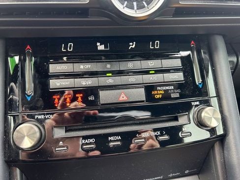 Used 2023 Lexus IS 350 F Sport w/ Navigation Package image 16