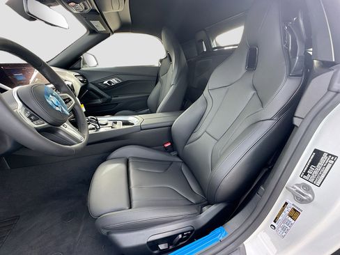New 2026 BMW Z4 sDrive30i w/ Shadowloine Package RWD image 15