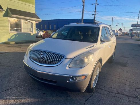Used 2008 Buick Enclave CXL w/ Entertainment Package #4 image 2
