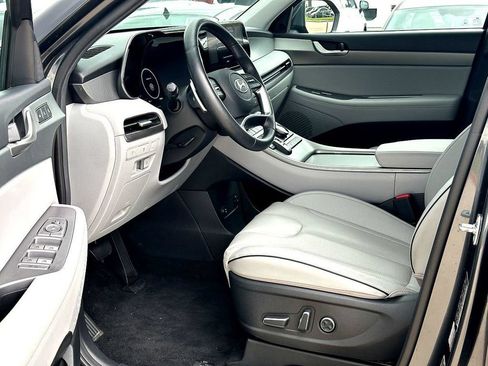 Used 2024 Hyundai Palisade SEL FWD image 13