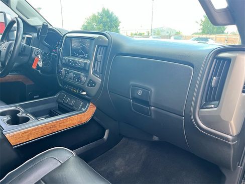 Used 2017 Chevrolet Silverado 2500 High Country w/ Duramax Plus Package image 30