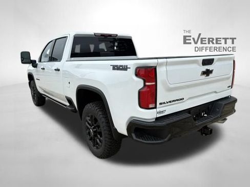 Used 2026 Chevrolet Silverado 2500 LTZ w/ Trail Boss Package AWD/4WD image 5