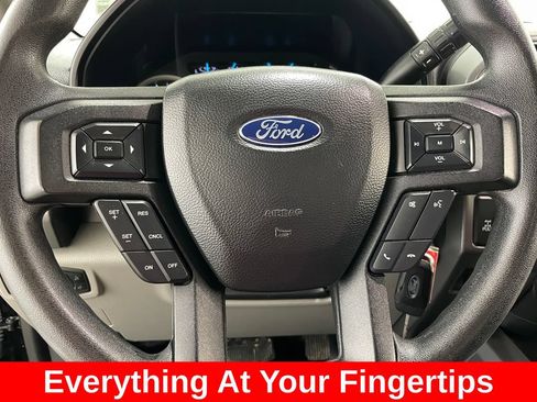Used 2018 Ford F250 XLT w/ XLT Value Package AWD/4WD image 4