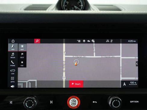 Certified 2025 Porsche Macan AWD/4WD image 20