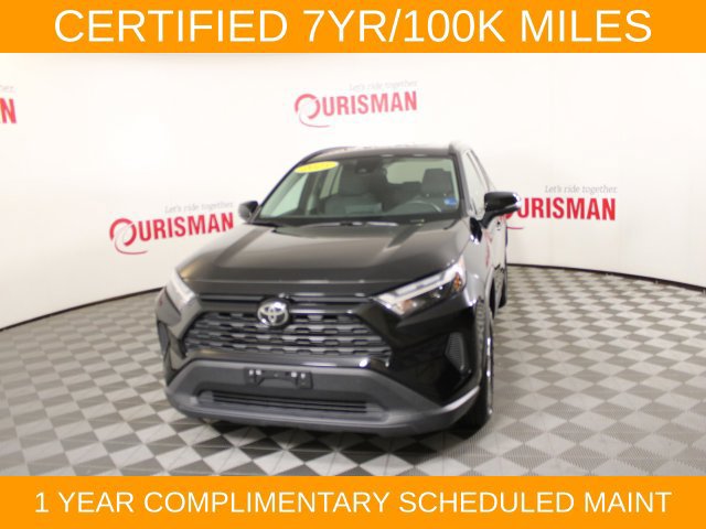Used 2025 Toyota RAV4 XLE AWD/4WD image 1