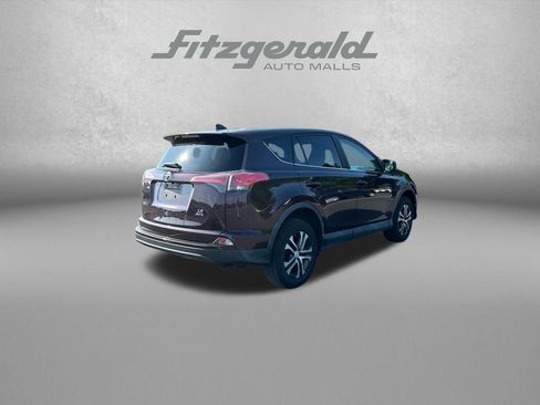 Used 2018 Toyota RAV4 LE w/ All Weather Liner Package AWD/4WD image 7