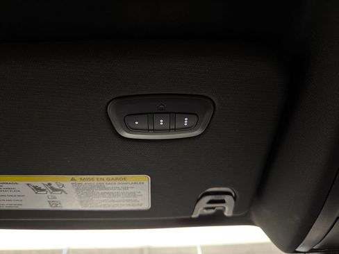 Used 2025 RAM 1500 Laramie w/ Sport Appearance Package AWD/4WD image 22