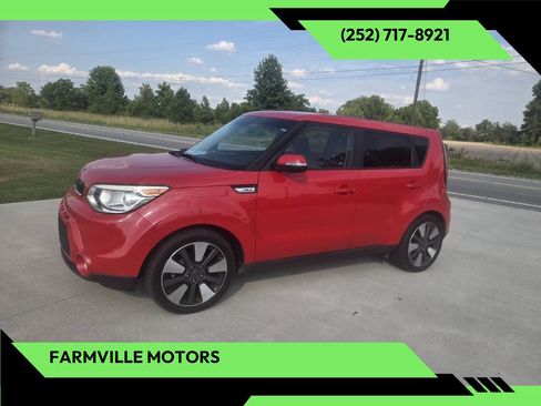 Used 2015 Kia Soul ! FWD image 1