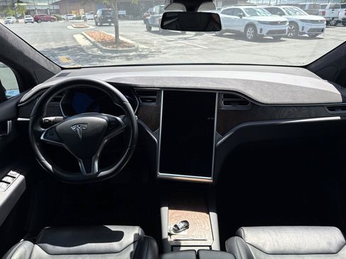 Used 2017 Tesla Model X 90D AWD/4WD image 24
