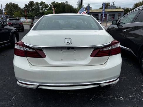 Used 2016 Honda Accord LX image 3