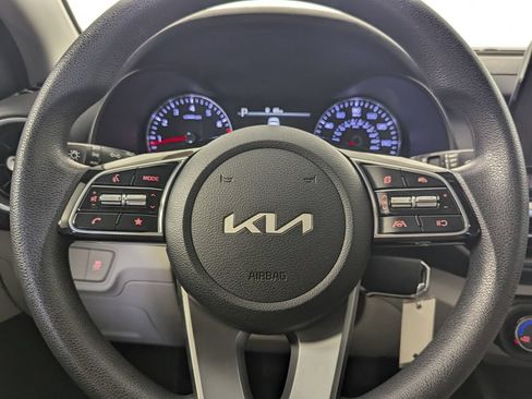 Used 2023 Kia Forte LXS w/ LXS Technology Package FWD image 14