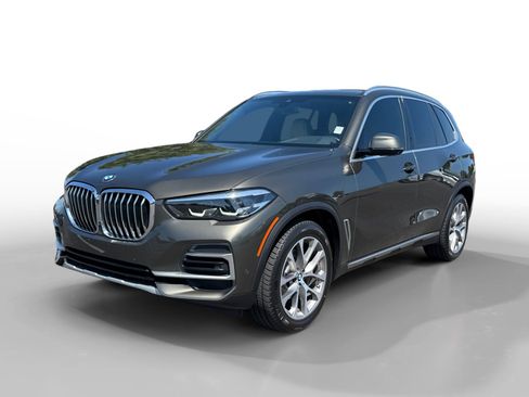 Used 2022 BMW X5 sDrive40i w/ Parking Assistance Package RWD image 1