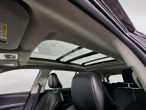 Certified 2024 Toyota Grand Highlander Platinum image 23