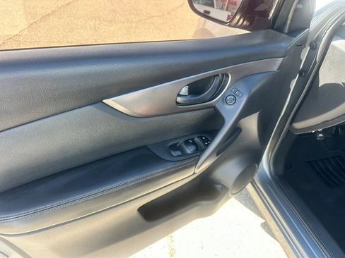 Used 2018 Nissan Rogue Sport S w/ S Appearance Package image 10