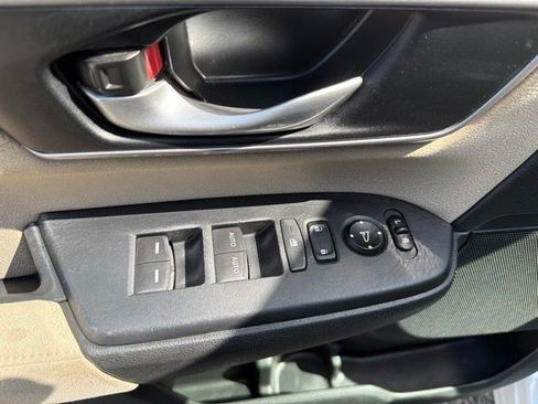 Used 2019 Honda CR-V EX image 12