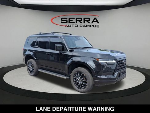 Used 2024 Lexus GX 550 w/ Accessory Package (2T) AWD/4WD image 15