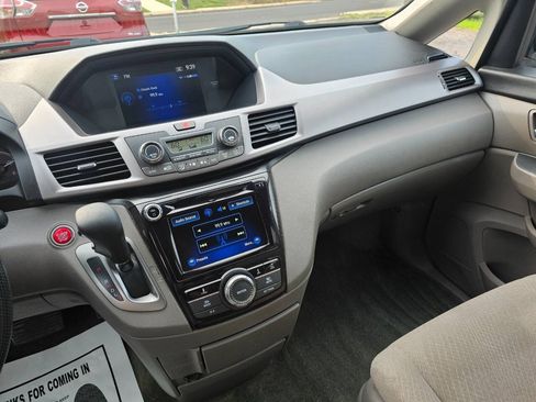 Used 2017 Honda Odyssey EX image 15