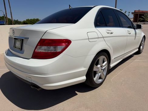 Used 2011 Mercedes-Benz C 300 Sedan image 23
