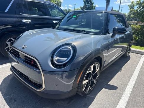 Used 2025 MINI Cooper S FWD image 1