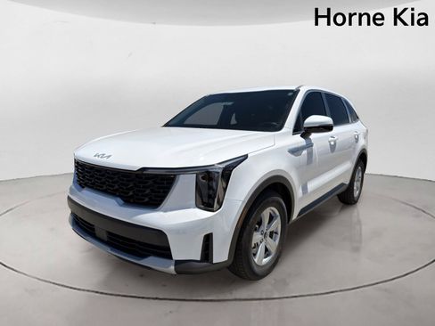 New 2026 Kia Sorento LX FWD image 7