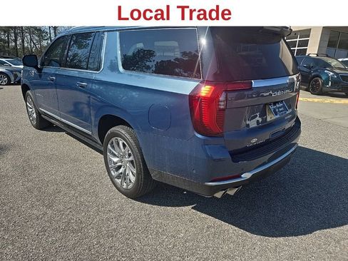 Used 2025 GMC Yukon XL Denali w/ Sun & Power Step Package image 5