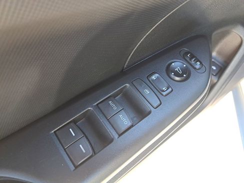 Used 2019 Honda Civic LX image 13
