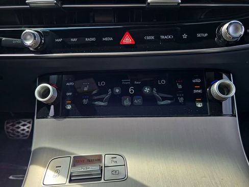 New 2026 Genesis GV70 3.5T Sport Advanced image 19